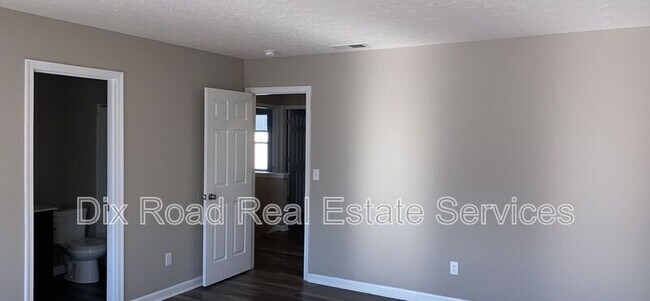 Building Photo - 806 Prescot Cir