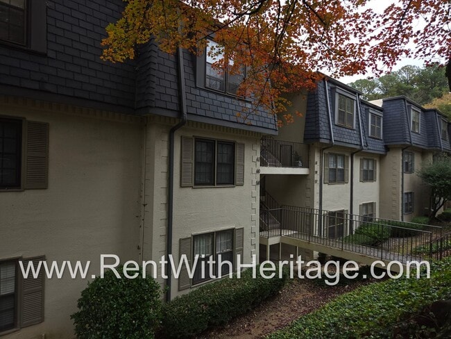 Primary Photo - Gorgeous 2 bd/ 2bath Buckhead Condo/ Metic...