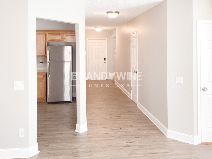 Building Photo - 3208 Glenloch Pl
