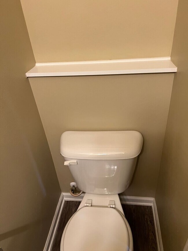 Building Photo - Great Home Available Johnston Schools