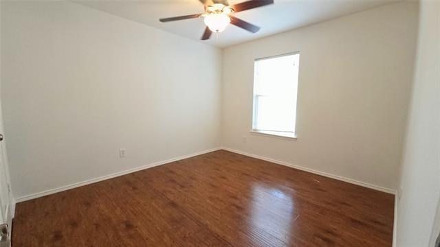 Building Photo - 2244 Chapman Dr