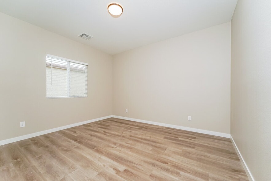 Building Photo - 7469 Opal Star St