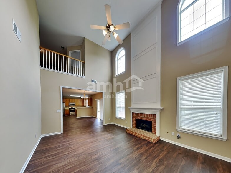Building Photo - 3380 Lake Breeze Ct