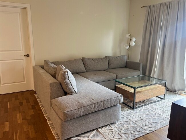 Building Photo - 110 Trotter Rd