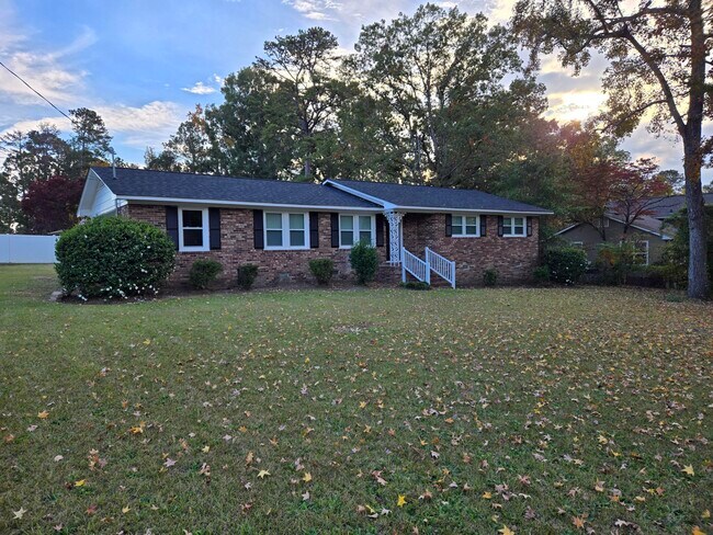 Primary Photo - 4580 Hickory Dr