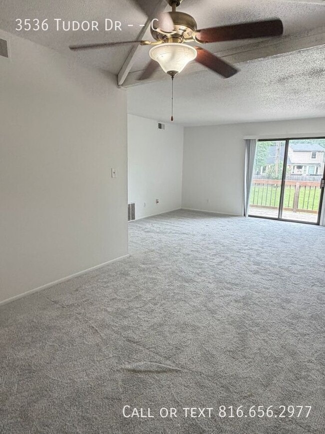 Building Photo - 3536 Tudor Dr