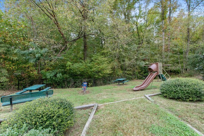 Building Photo - 118 Emma Rose Ct