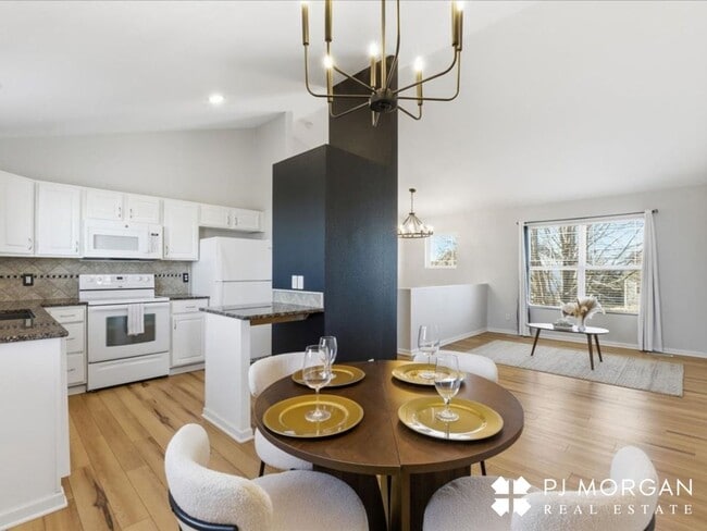 Building Photo - Relax by the fire in this beautiful rental home!