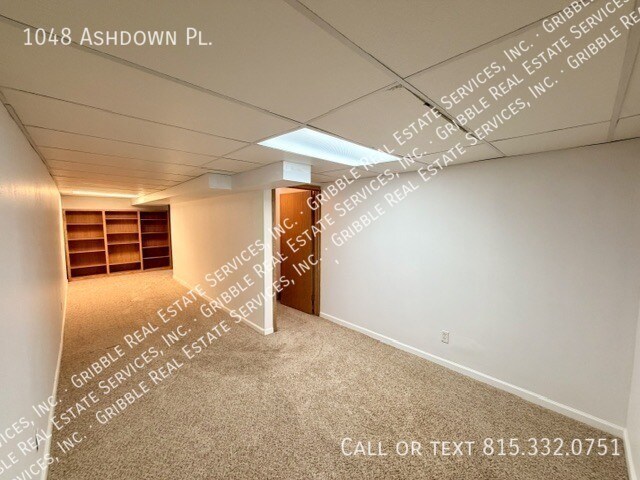 Building Photo - 1048 Ashdown Pl