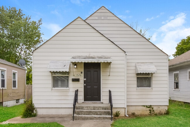 Primary Photo - 1526 N Grant Ave