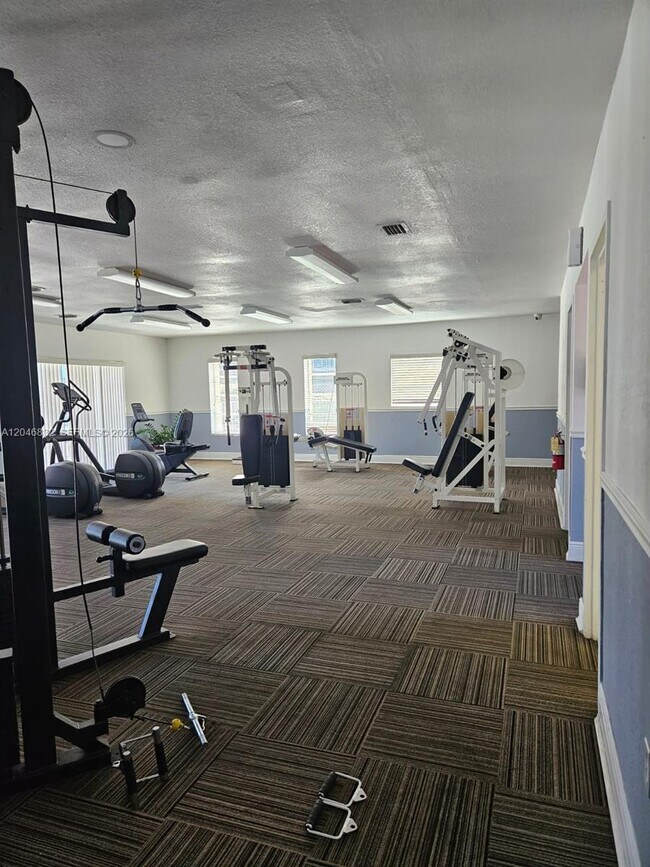 Building Photo - 4900 NW 79th Ave