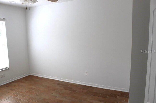 Building Photo - 5629 Loma Vista Ct