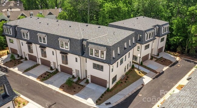 Primary Photo - 5505 Closeburn Rd