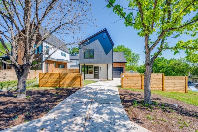 Building Photo - 1714 Woodland Ave