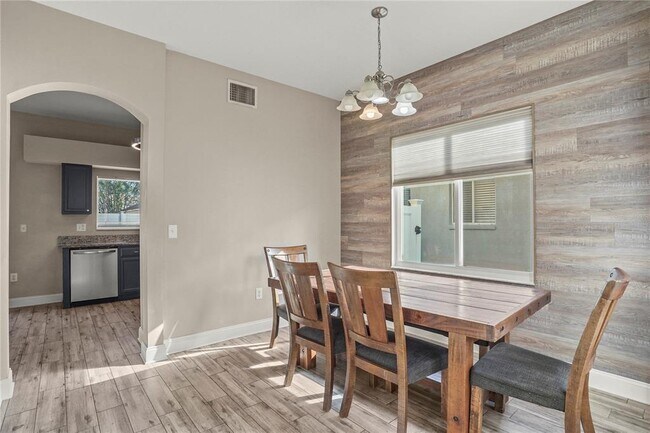 Building Photo - 25725 Aldus Dr