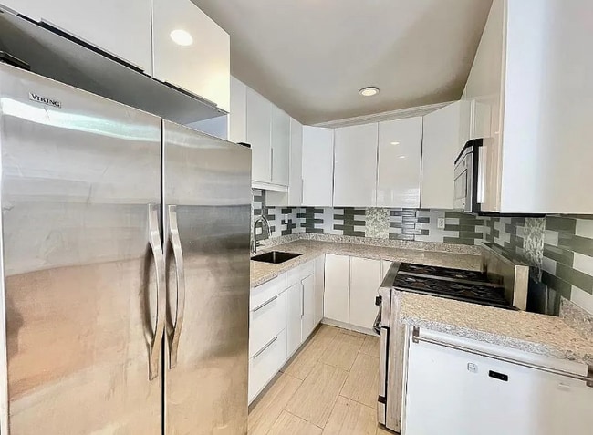 Building Photo - 36-20 168th St