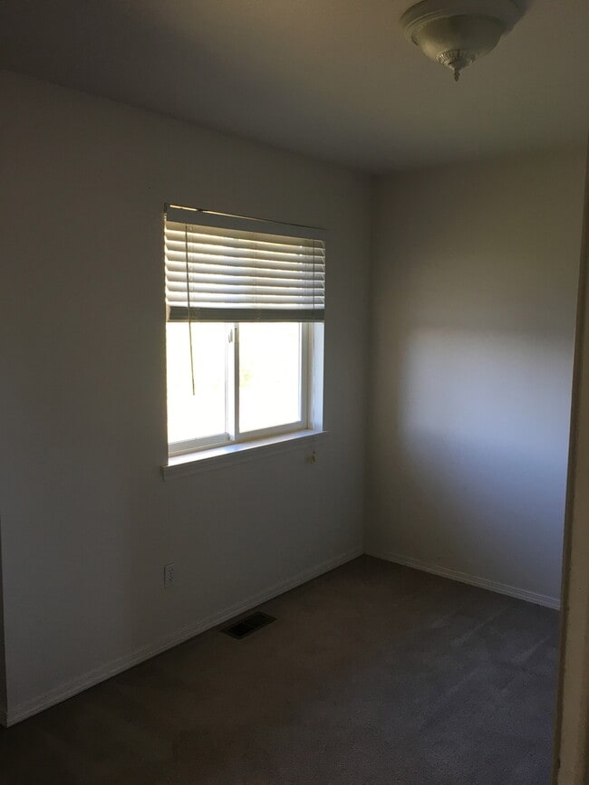 Building Photo - Beautiful Home on Indiana Drive in Ellensburg