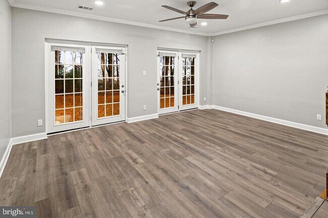 Building Photo - 3844 Chesterwood Dr