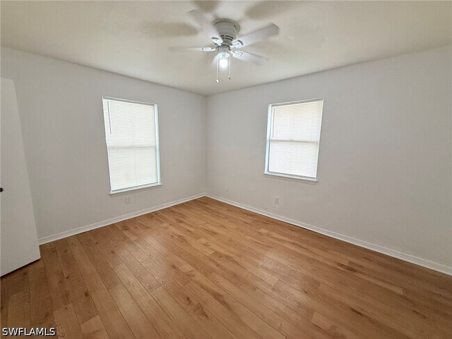 Building Photo - 27501 Playa Del Rey Ln