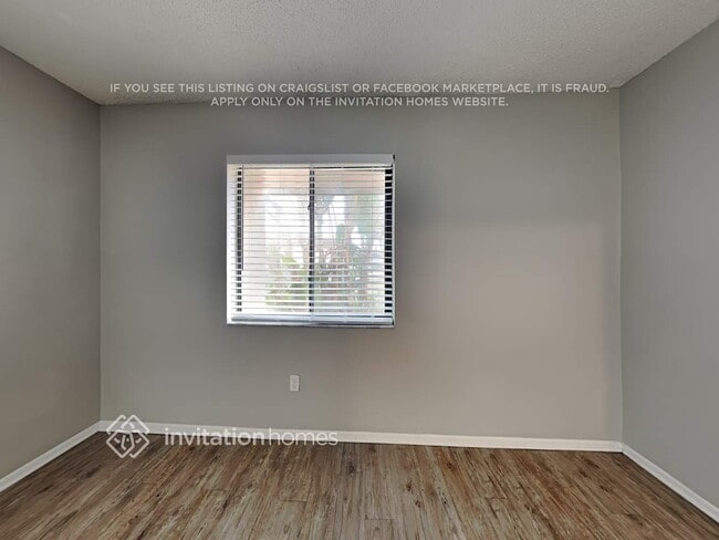 Building Photo - 517 Eastport Dr