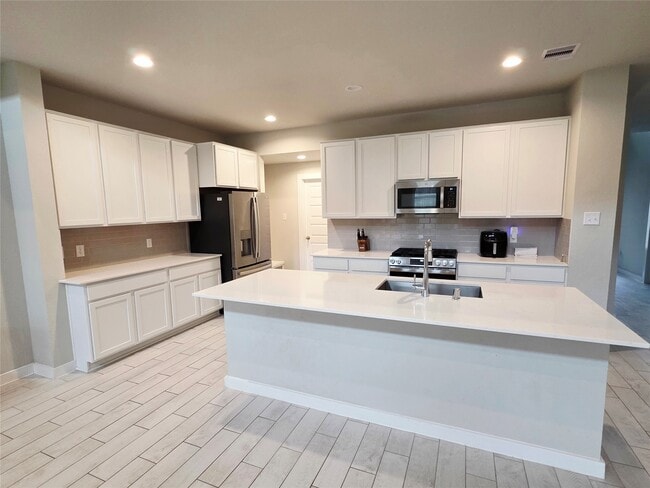 Building Photo - 13022 Mid Stocket Dr