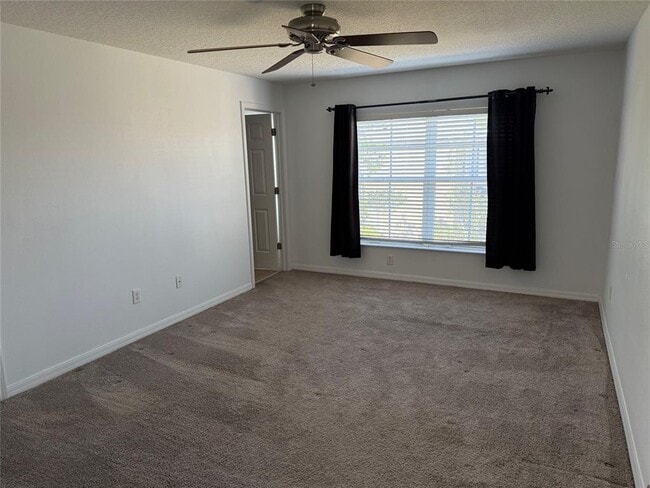 Building Photo - 2423 Middleton Grove Dr