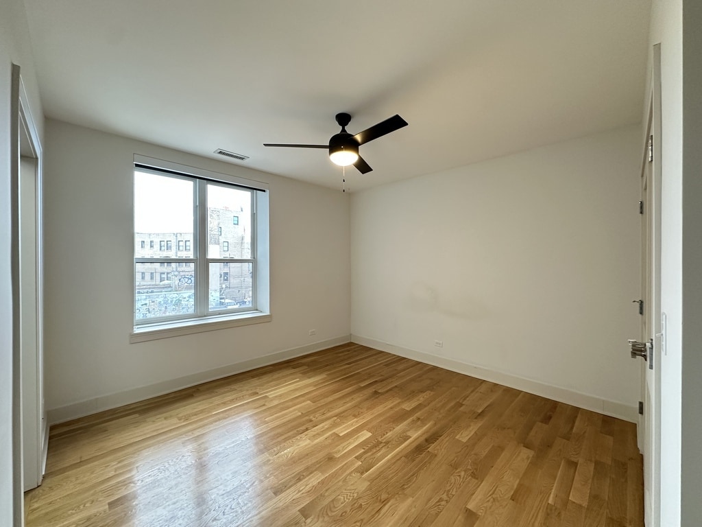 Building Photo - 2740 N Spaulding Ave