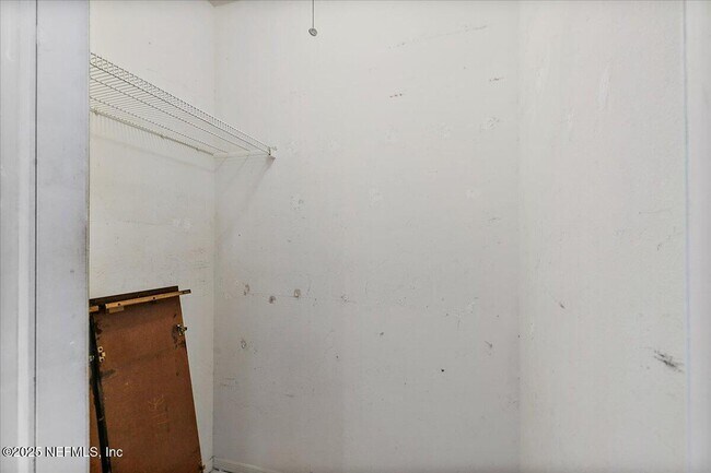 Building Photo - 160 Veracruz Dr