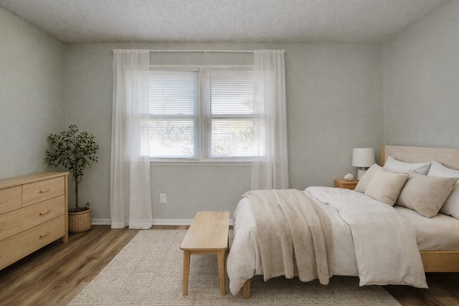 Building Photo - Updated 3-Bed Home with Granite Kitchen Near Shopping & Highways – Independence, MO