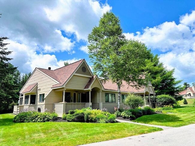 Building Photo - 170 Fairway Dr