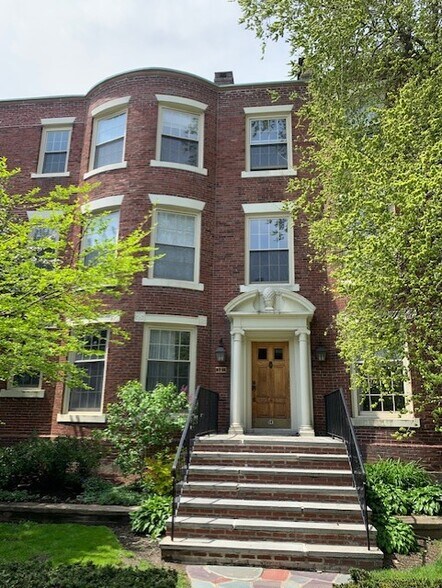 Building Photo - 141 Beaconsfield Rd