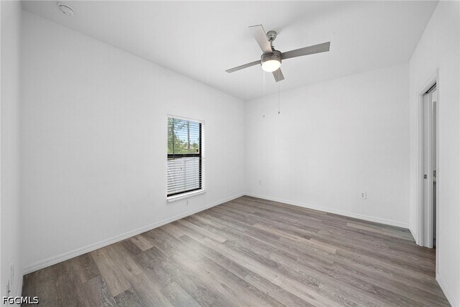 Building Photo - 4716 29th St SW