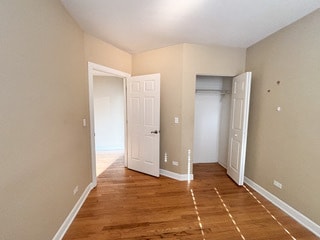 Building Photo - 7410 N Damen Ave