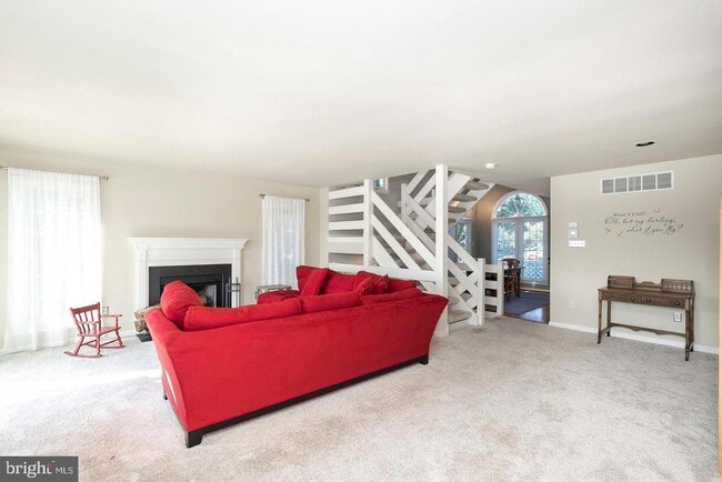 Building Photo - 311 Whistling Swan Ln