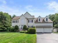 Building Photo - 13 Breakneck Hill Rd