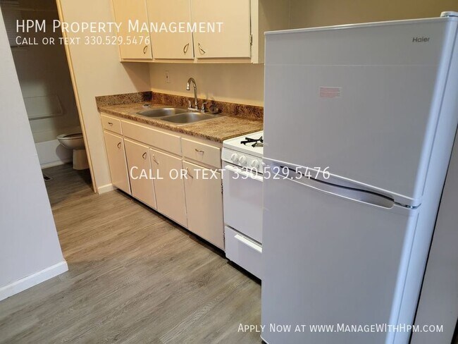 Building Photo - 2365 Newton St