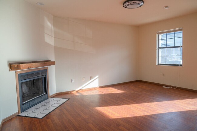 Building Photo - (45) 99-103 Chittenden Avenue