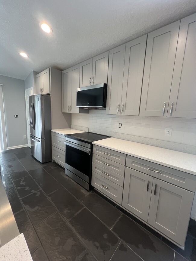 Building Photo - 12720 Daylight Trail