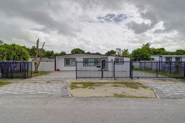 Building Photo - 1070 NW 132nd St