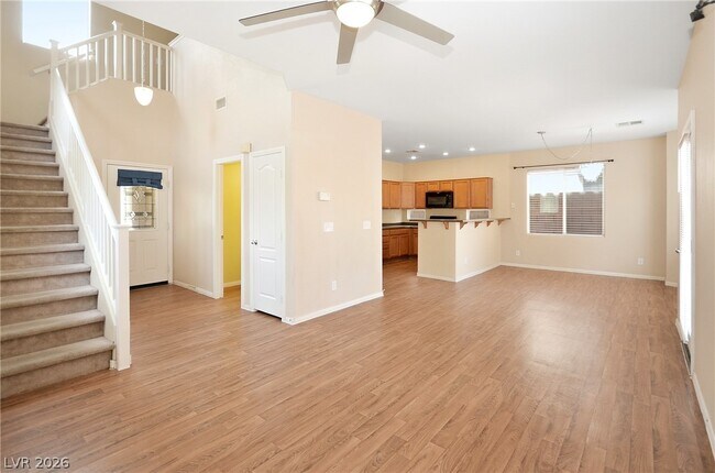 Building Photo - 10624 Allegrini Dr