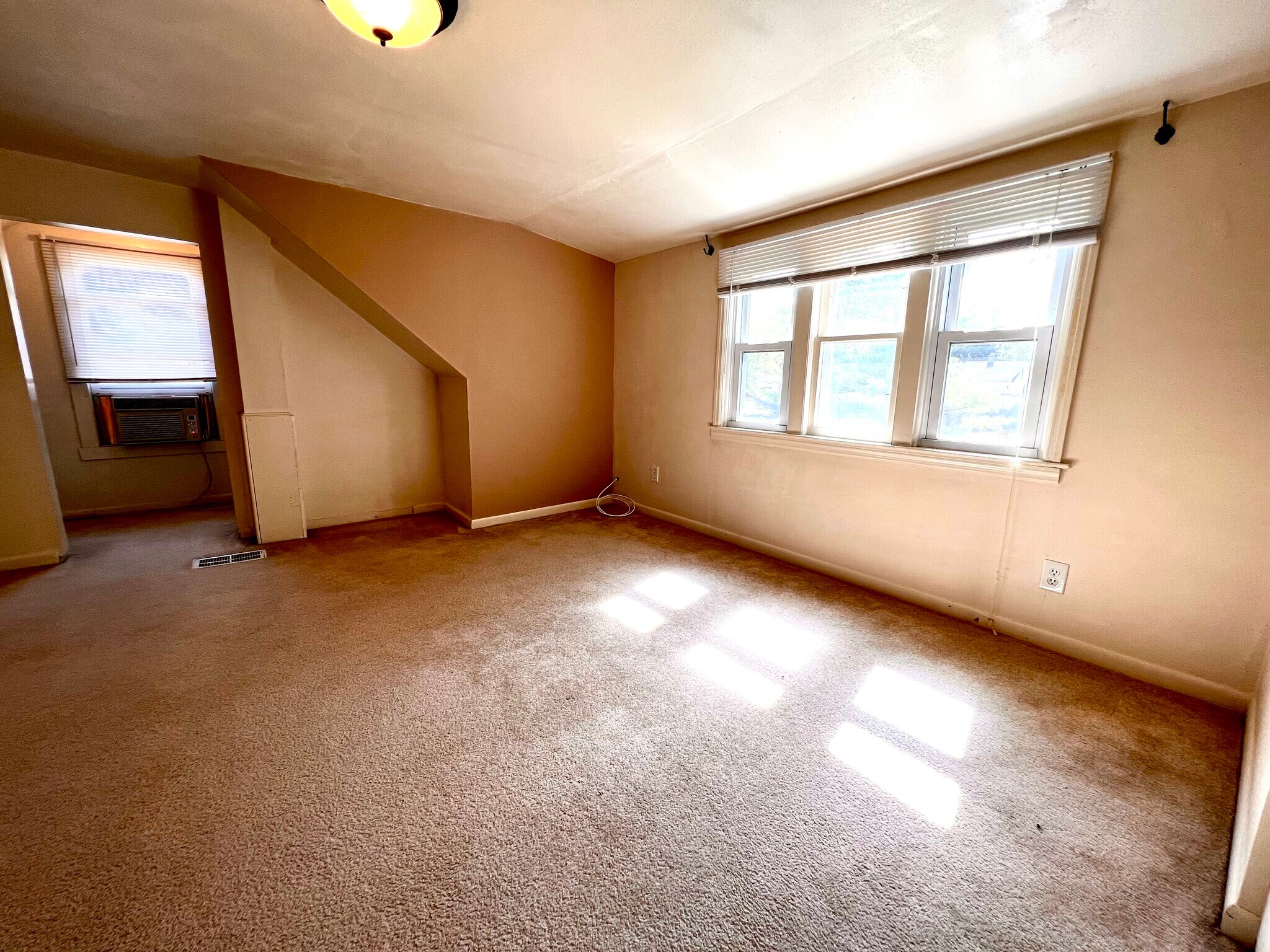 Building Photo - 7736 29th Ave