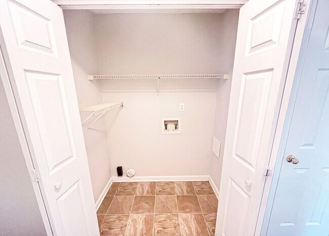 Building Photo - 3 bedroom, 2 bathroom ranch style home in Greensboro, NC