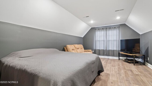 Building Photo - 4BR Home in The Landing at Mill Creek | Bonus Room + Fenced Yard w/ Pergola