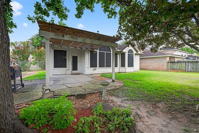 Building Photo - 3702 Cedar Valley Dr