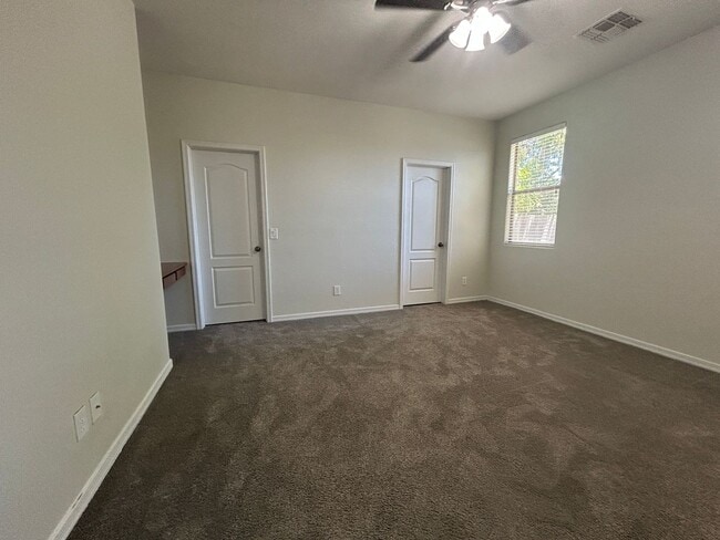 Building Photo - 4425 E Los Altos Dr