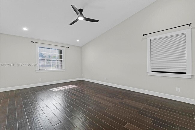 Building Photo - 5621 Carriage Ln