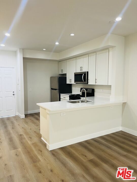 Building Photo - 11738 Mayfield Ave