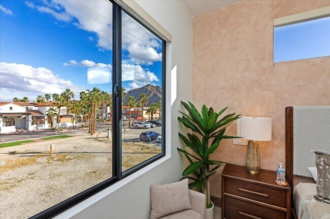 Building Photo - 51120 Avenida Navarro