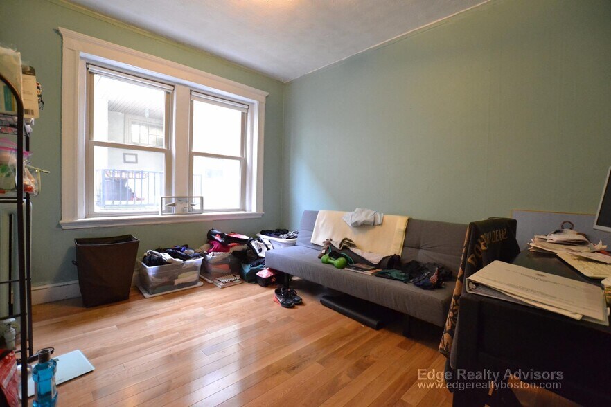 Building Photo - 130 Brainerd Rd