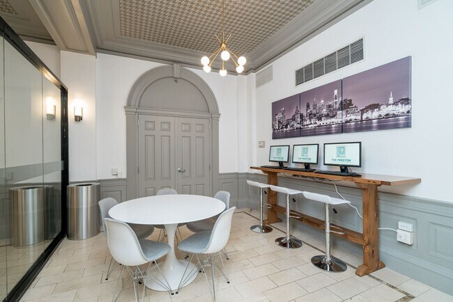 Building Photo - Loft Style 2 bedroom in East Falls